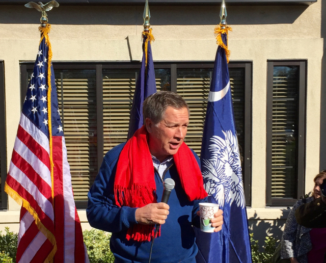 Kasich in Pawleys