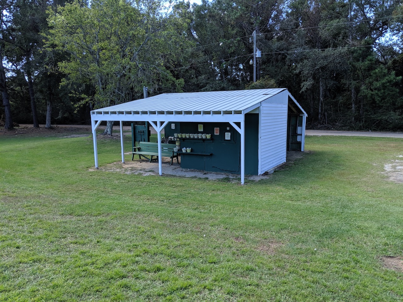 Edisto driving range shack