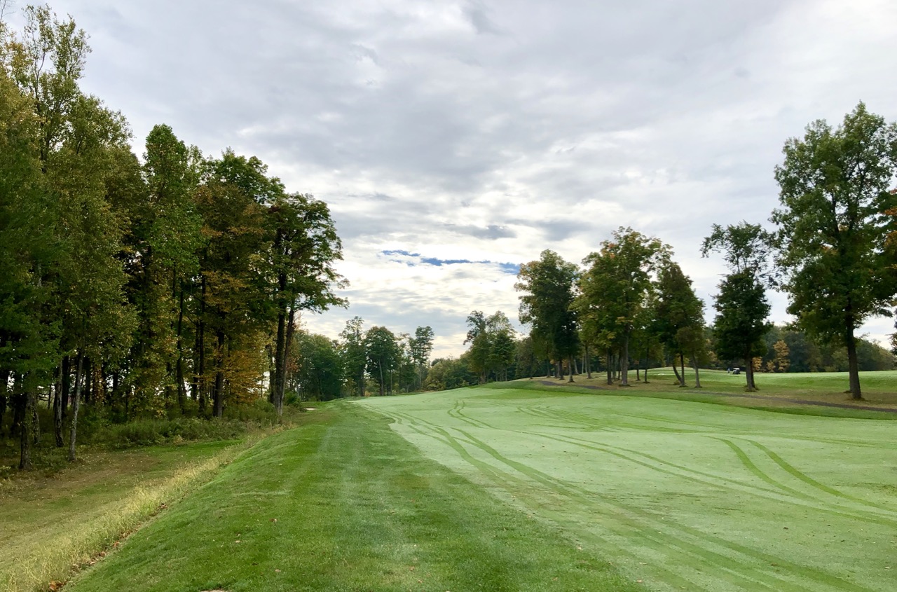 Wintonbury par5 fairway tilt