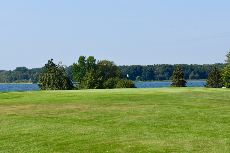 U.S. Re-Opens Border to Canadians; Good News for Golf Courses