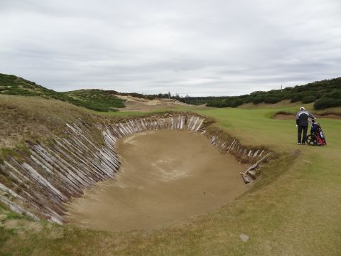 OldMac16Alpsgreensidebunker