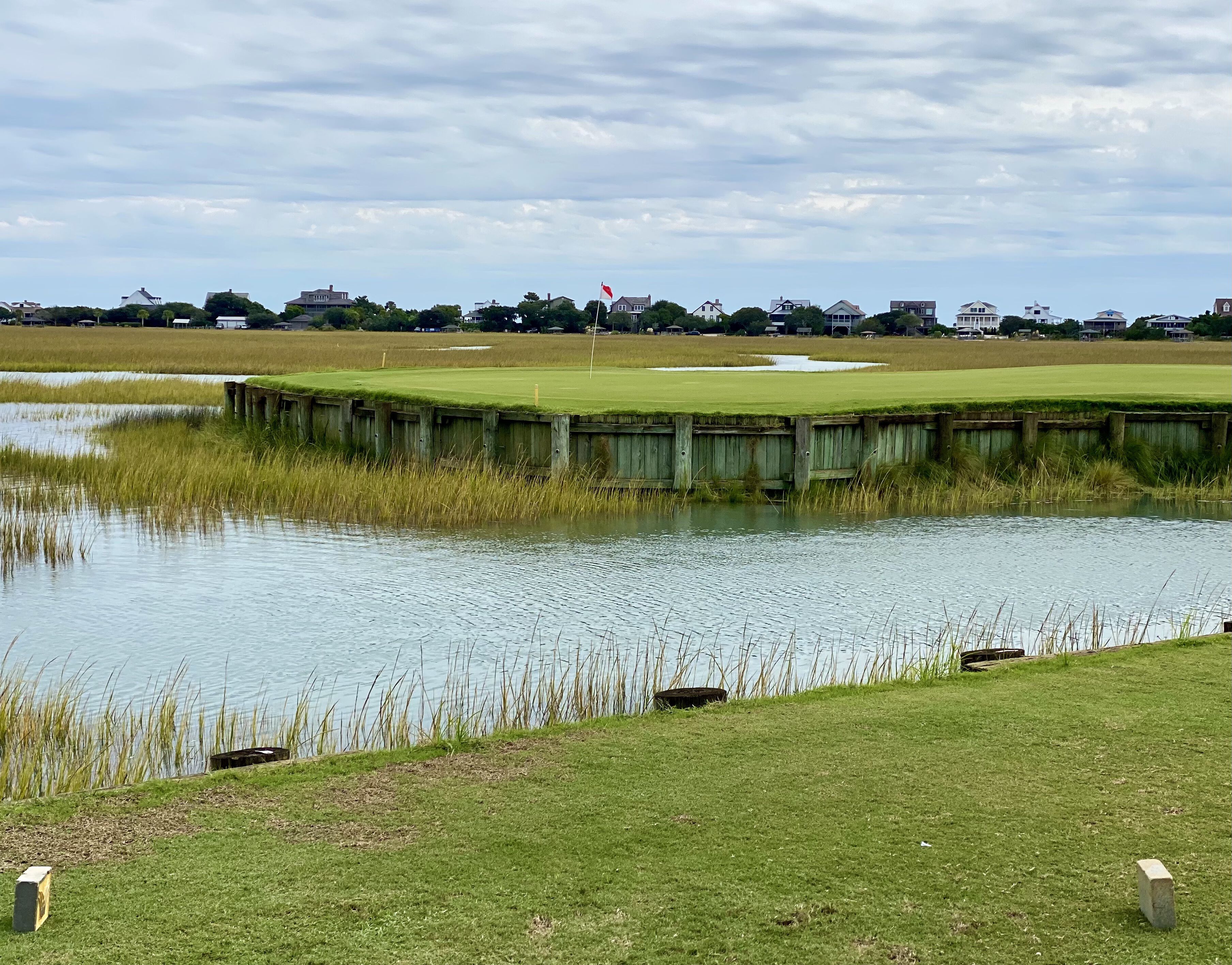 Hole #13, Pawleys Plantation, Pawleys Island, SC, the Atlantic Ocean beyond.Hole #13, Pawleys Plantation, Pawleys Island, SC, the Atlantic Ocean beyond.