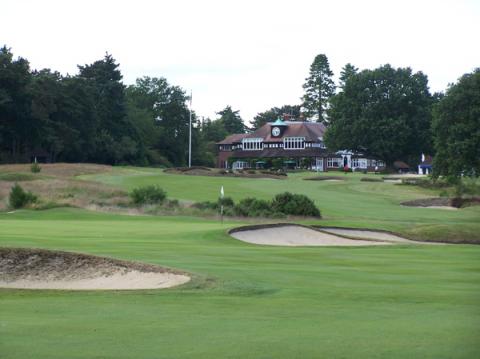 sunningdale17clubhousebeyond.jpg